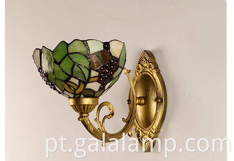 Lâmpada de parede de vidro inspirada em girassol elegante para espaços aconchegantes